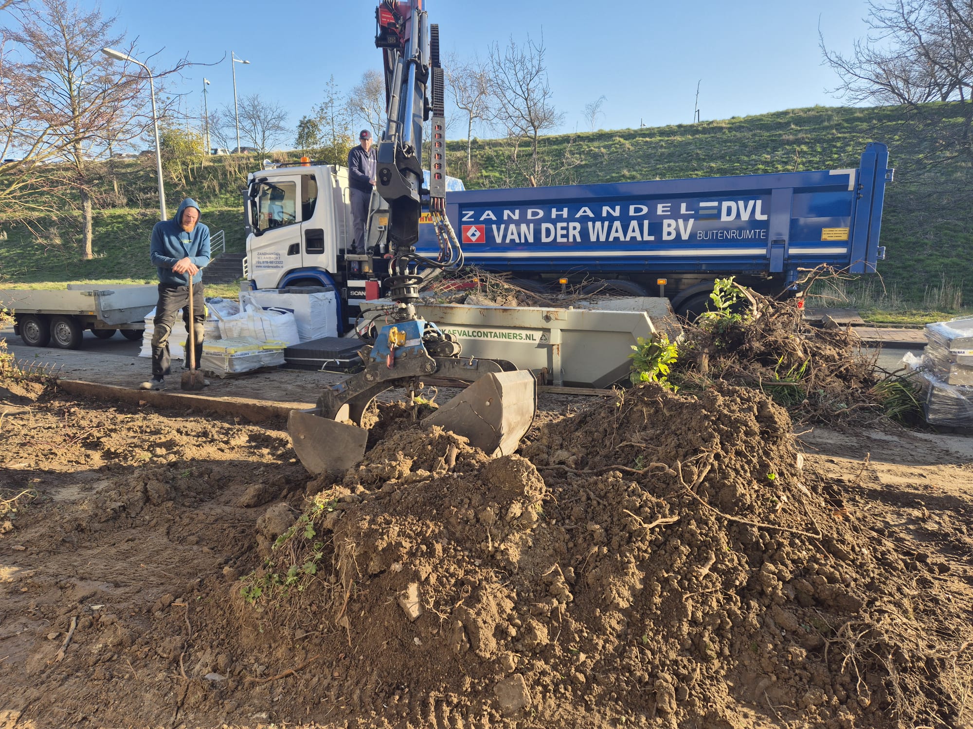 Afbeelding van project Project: Opritverbreding en Tuinrenovatie